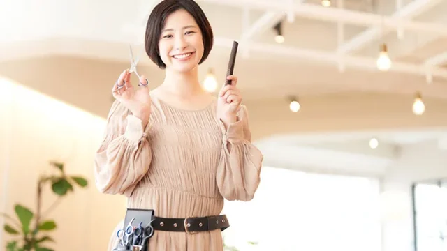 女性美容師