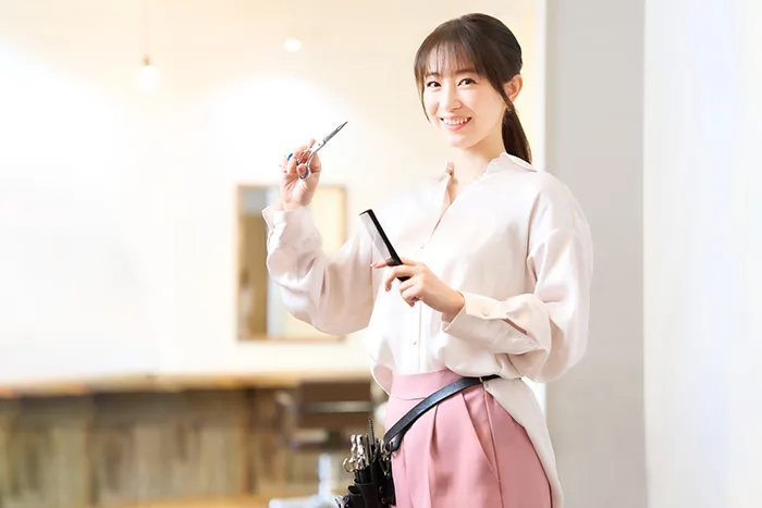 女性美容師