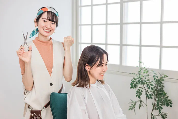 女性美容師