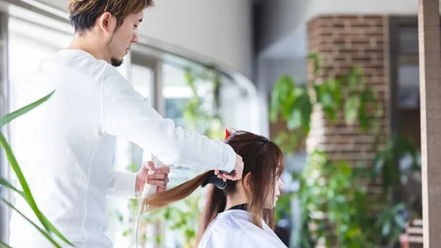 美容師男性（オーナー）