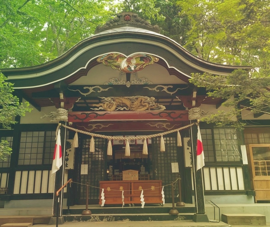 新屋山神社