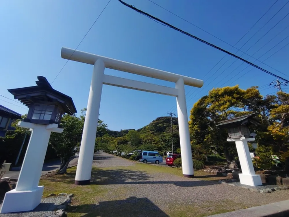 安房神社