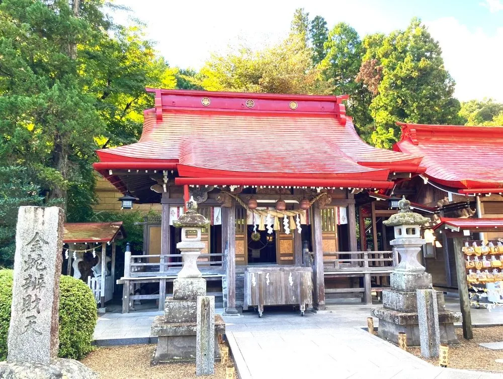 金蛇水神社
