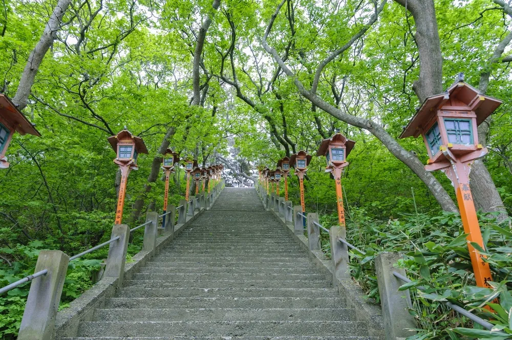 高山稲荷神社の階段