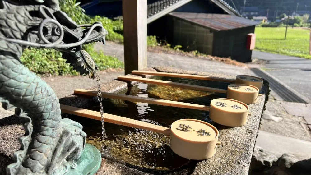 金持神社の手水舎