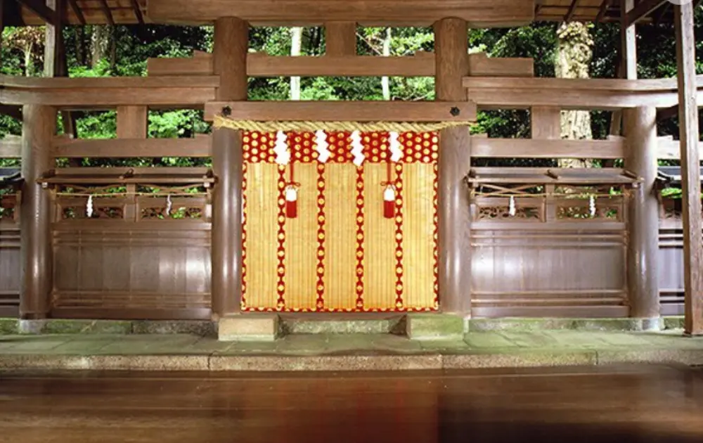 三ツ鳥居