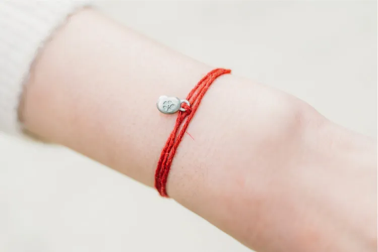 竈門神社（恋守りむすびの糸）