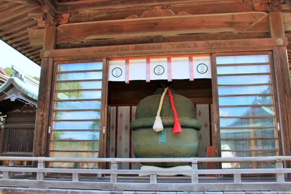 宮地嶽神社（大鈴）